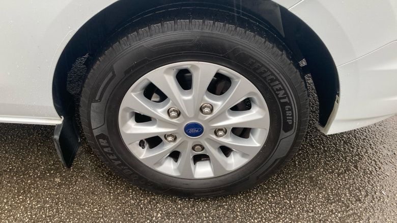 Ford Transit Custom 300 L2 Diesel Fwd 2.0 EcoBlue 170ps Low Roof D/Cab Limited Van Auto